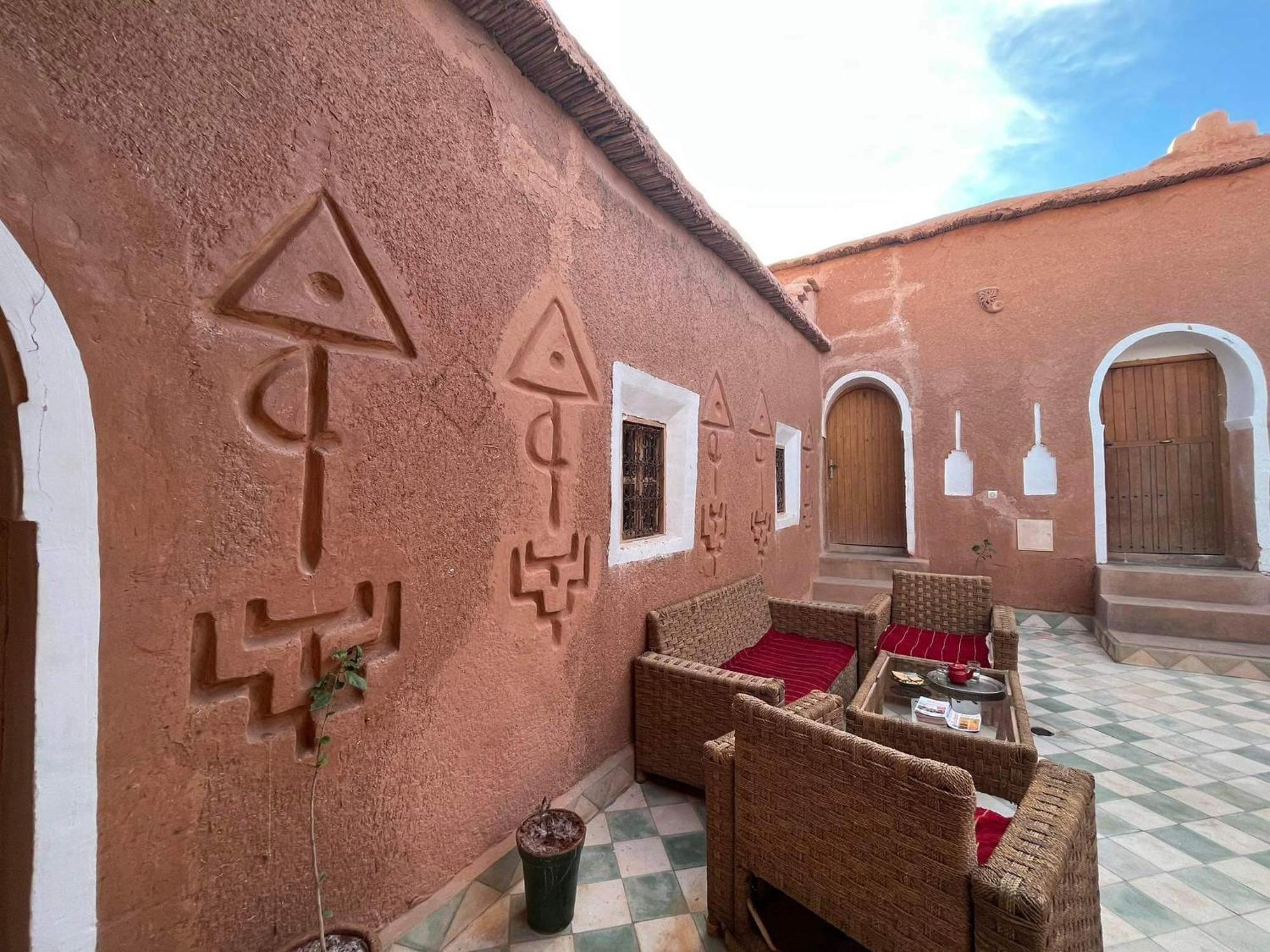 Tigmi Hamid Decouverte Des Traditions Et De La Culture Berbere Ait Benhaddou Exterior photo